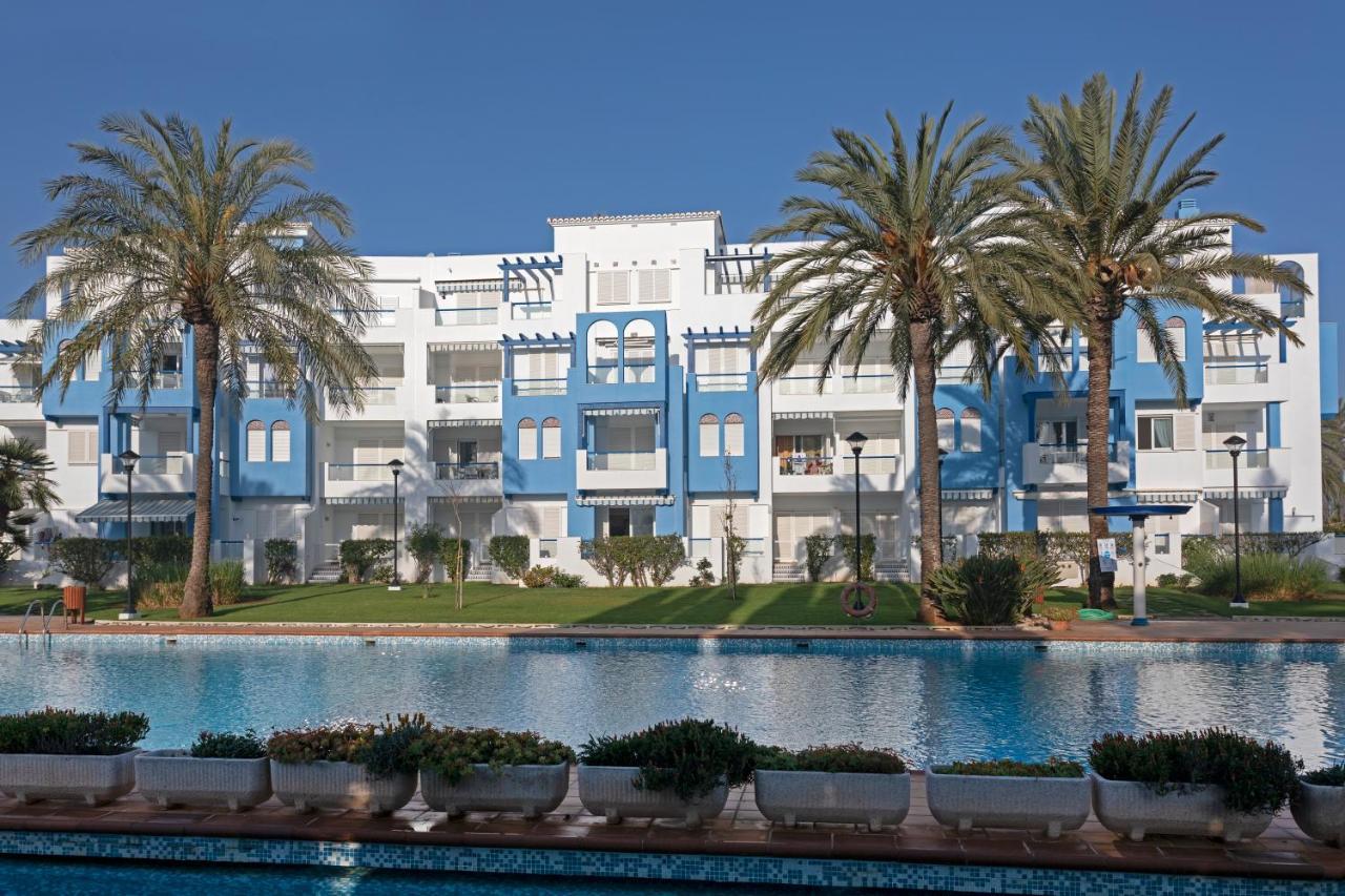 Cala Blanca, planta baja, cerca de la playa Apartment Denia Bagian luar foto