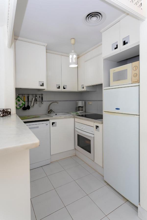 Cala Blanca, planta baja, cerca de la playa Apartment Denia Bagian luar foto