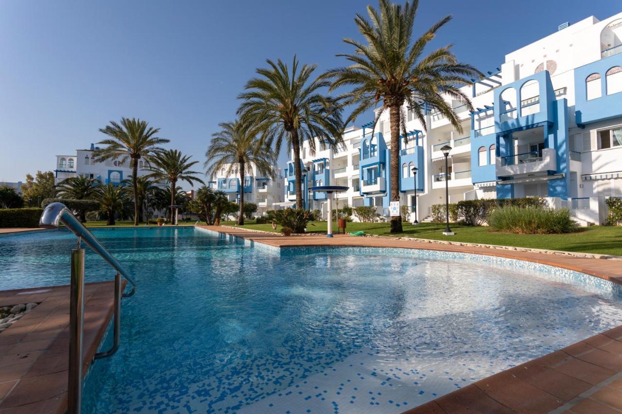 Cala Blanca, planta baja, cerca de la playa Apartment Denia Bagian luar foto